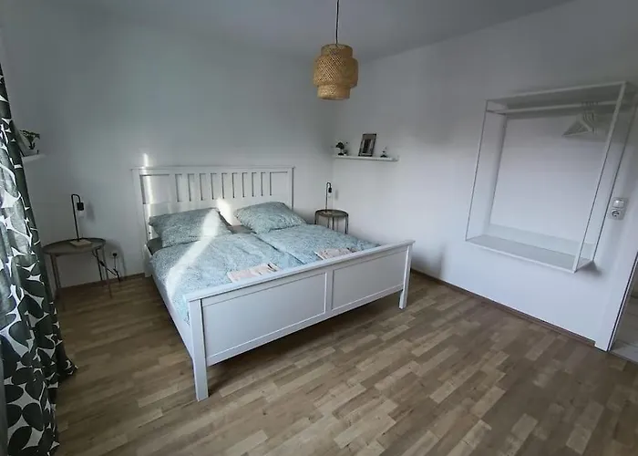 Comfortable With Balcony Bochum